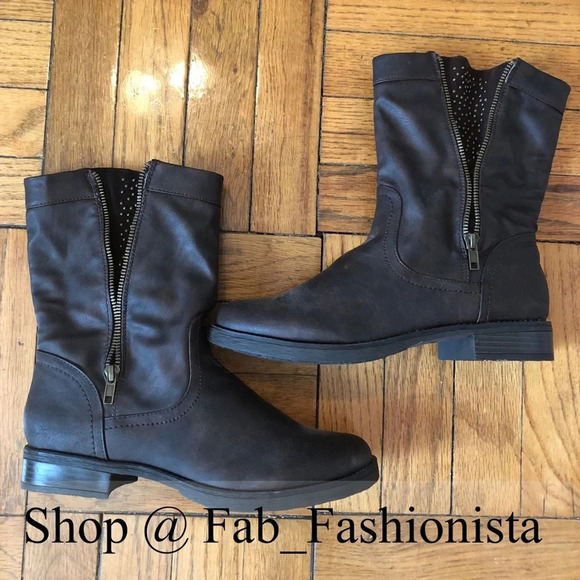 Vegan leather studded boots size 8.5 - Picture 3 of 11